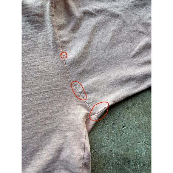 Vintage 1970s/1980s 'Made in Japan' Pink T-Shirt Size Small Single Stitch - Picture 8 of 9